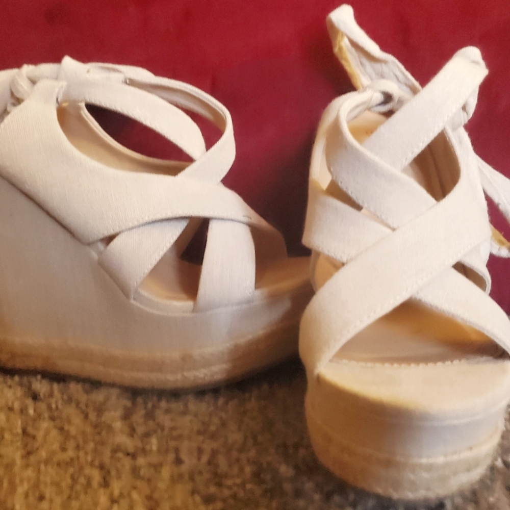 Shoedazzle Beige Wedge Sandals - Picture 2 of 3